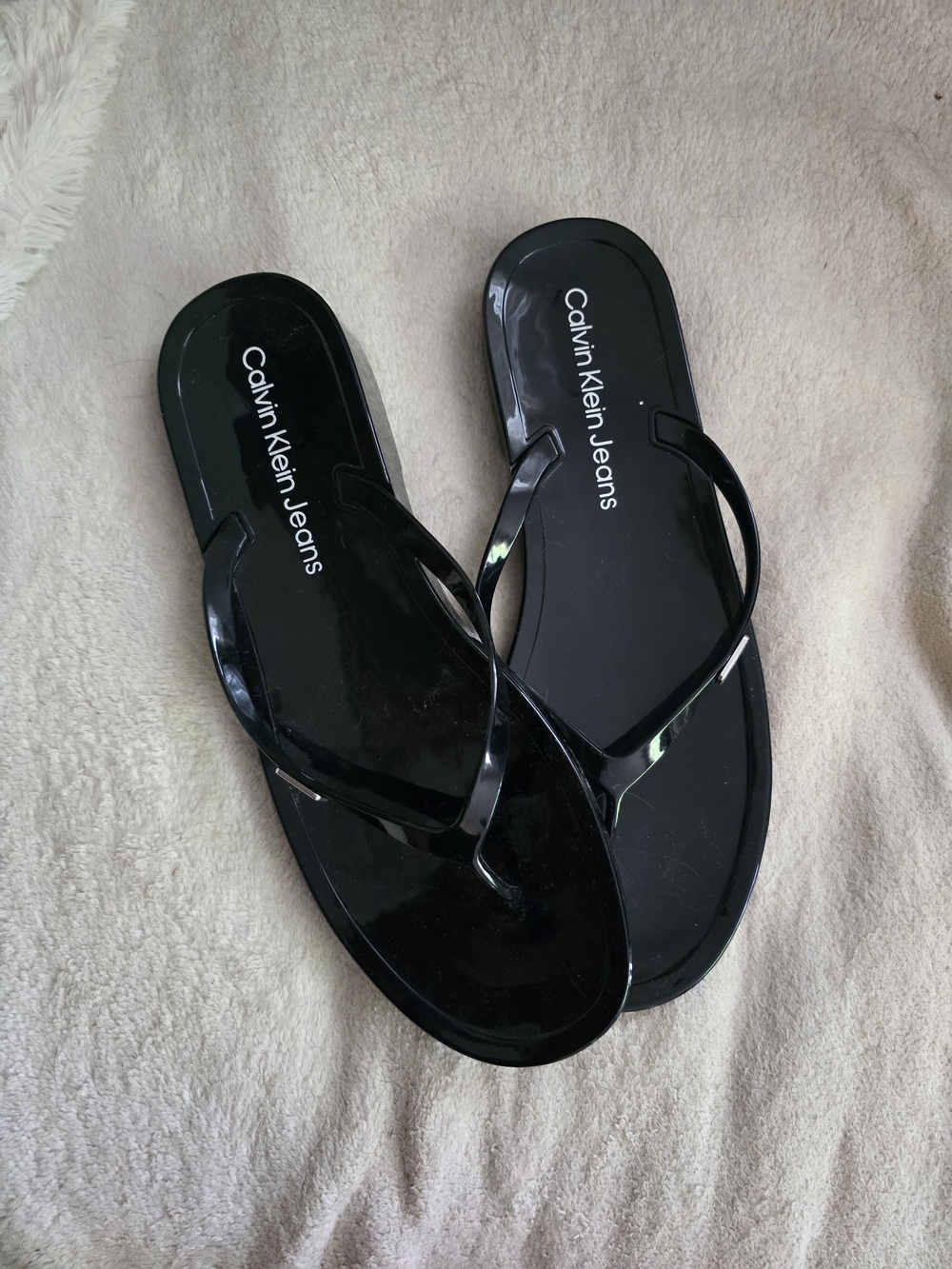 Calvin Klein Jeans Glossy Black Jelly Thong Sandals